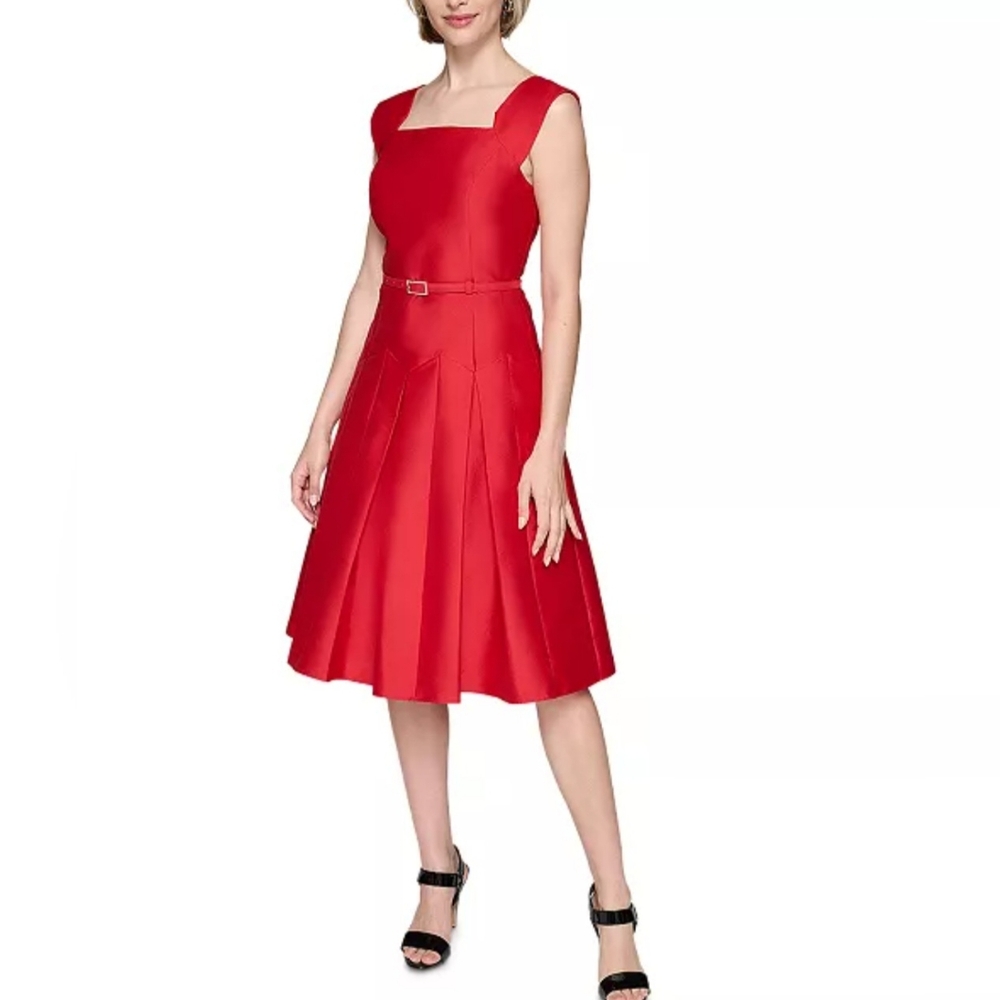 Red Midi Dress w/Sweet Heart Neckline, Square Back, and Flare Bottom Size M